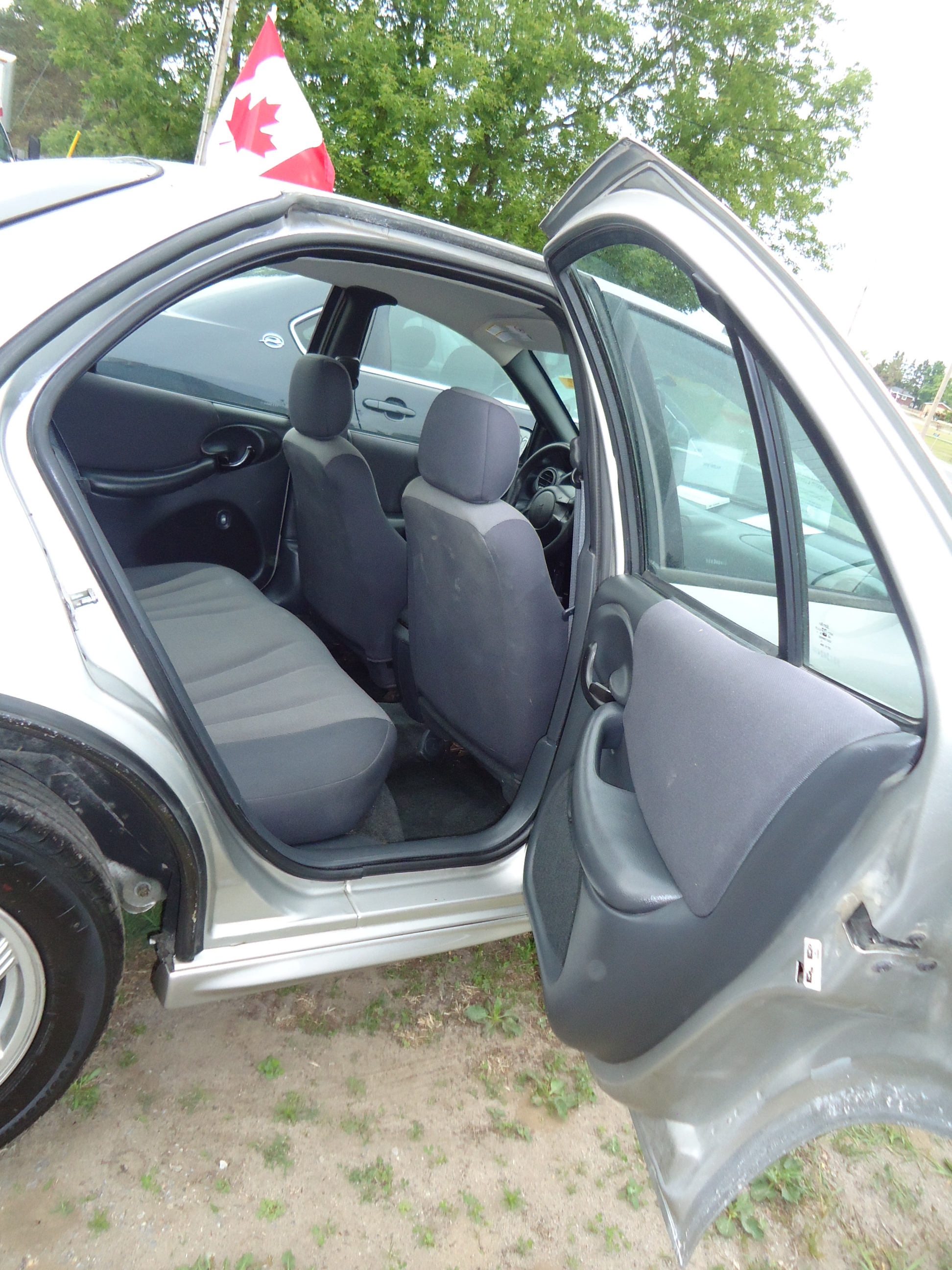 2005 Pontiac Sunfire Slx Interior 3 Bob Currie Auto Sales