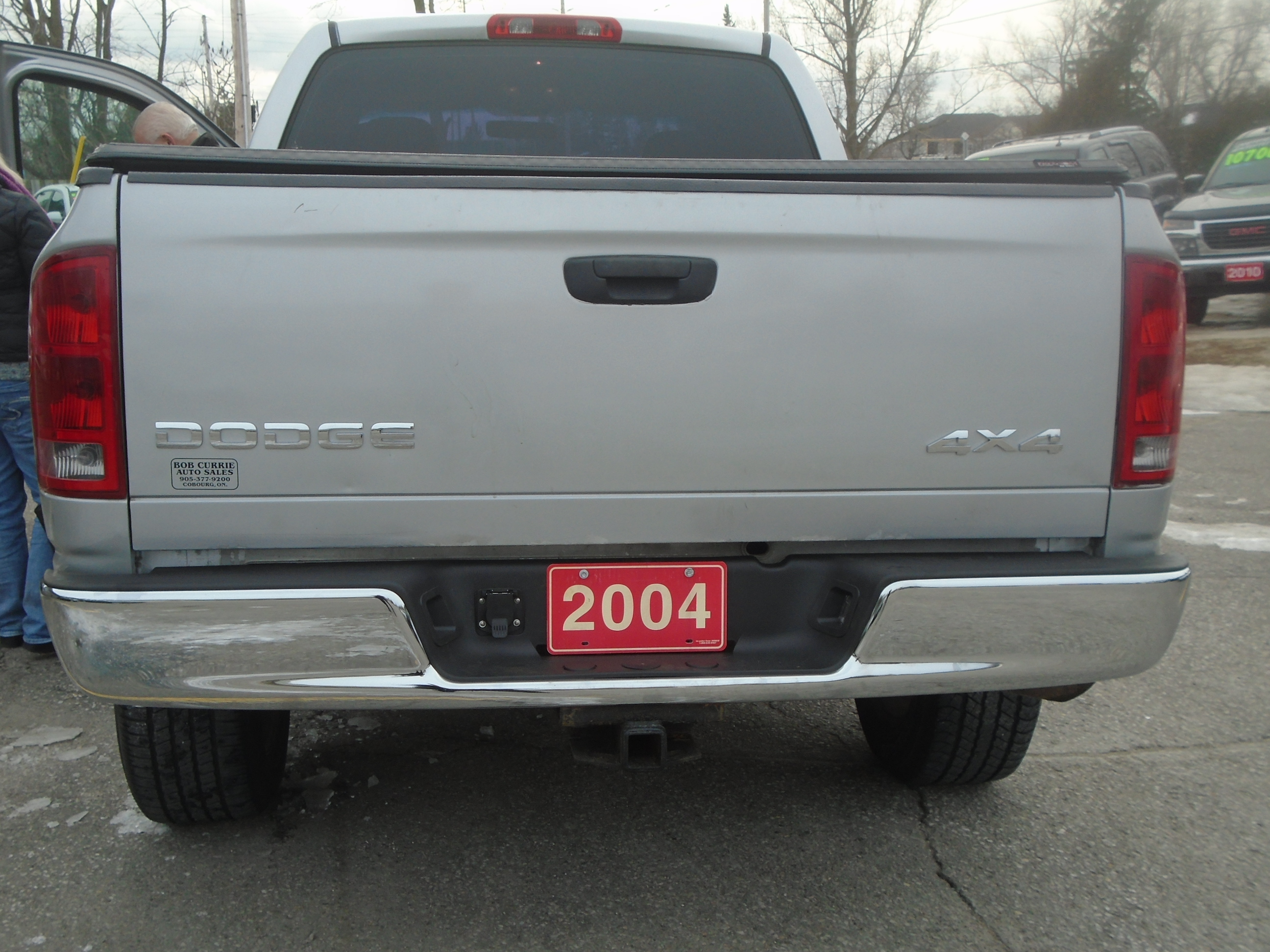 2004 Dodge Ram Crew Cab Tonneau Cover 2 Bob Currie Auto Sales