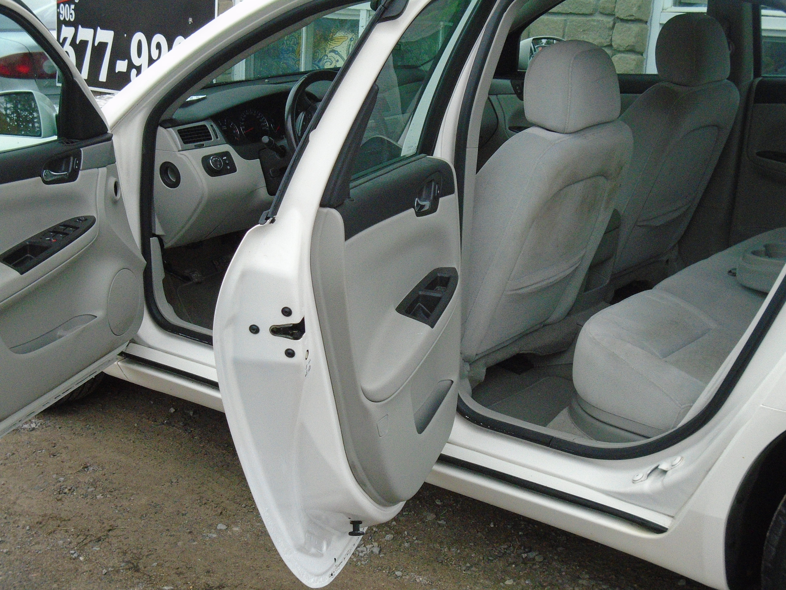 2006 Chev Impala Interior Bob Currie Auto Sales
