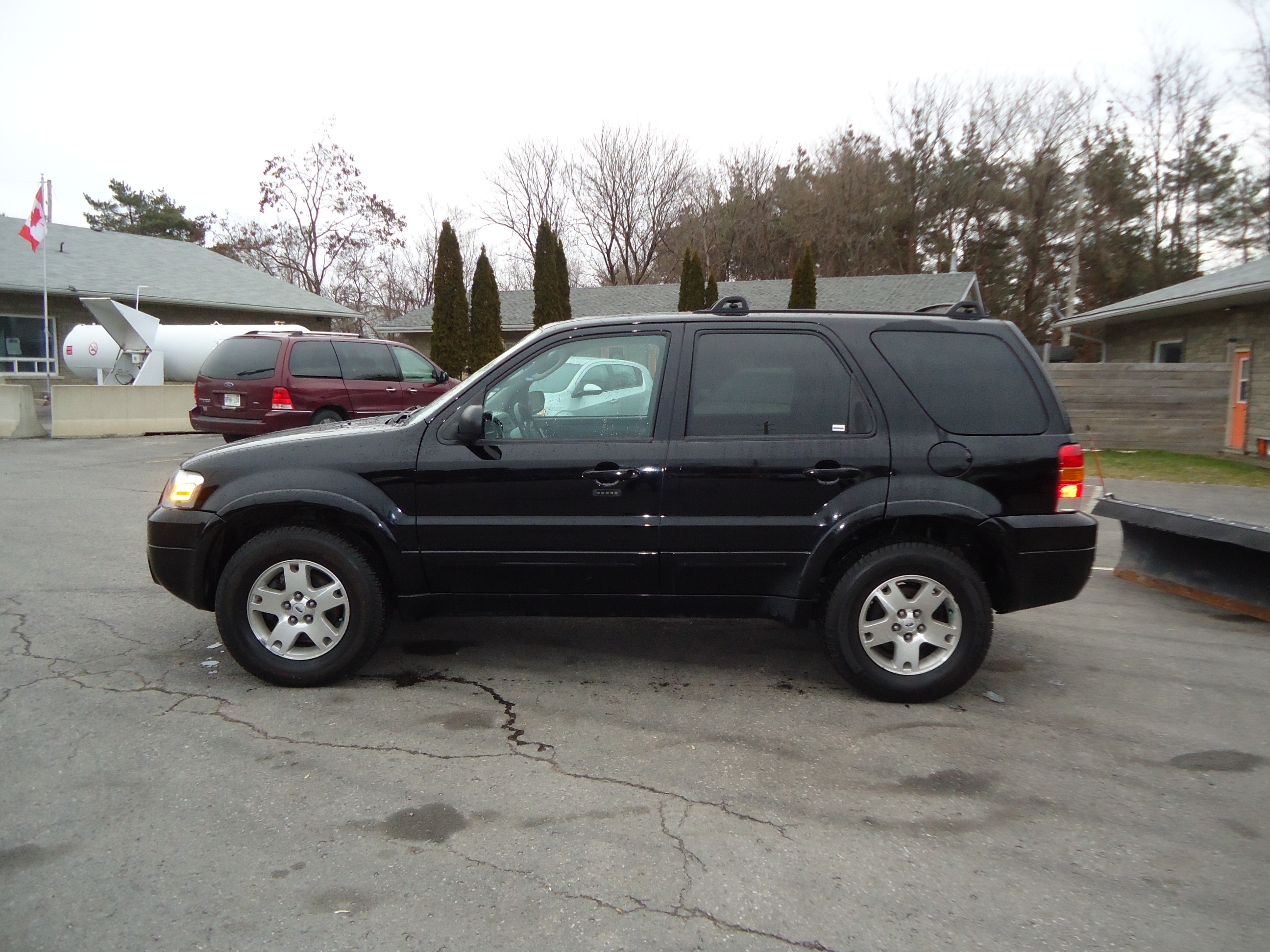 2007 FORD ESCAPE LIMITED (3) | Bob Currie Auto Sales