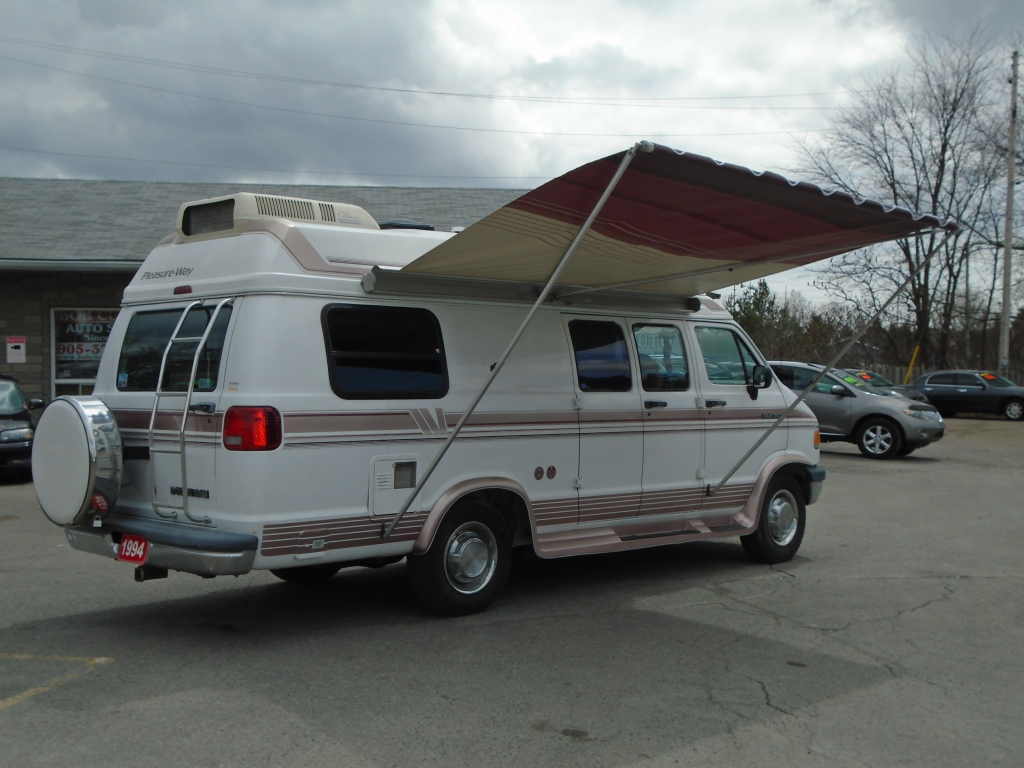 1994 DODGE RAM PLEASUREWAY MOTORHOME (17) | Bob Currie Auto Sales