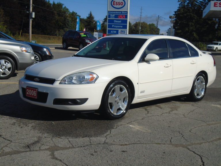 2006 Chevrolet Impala SS white (4) | Bob Currie Auto Sales